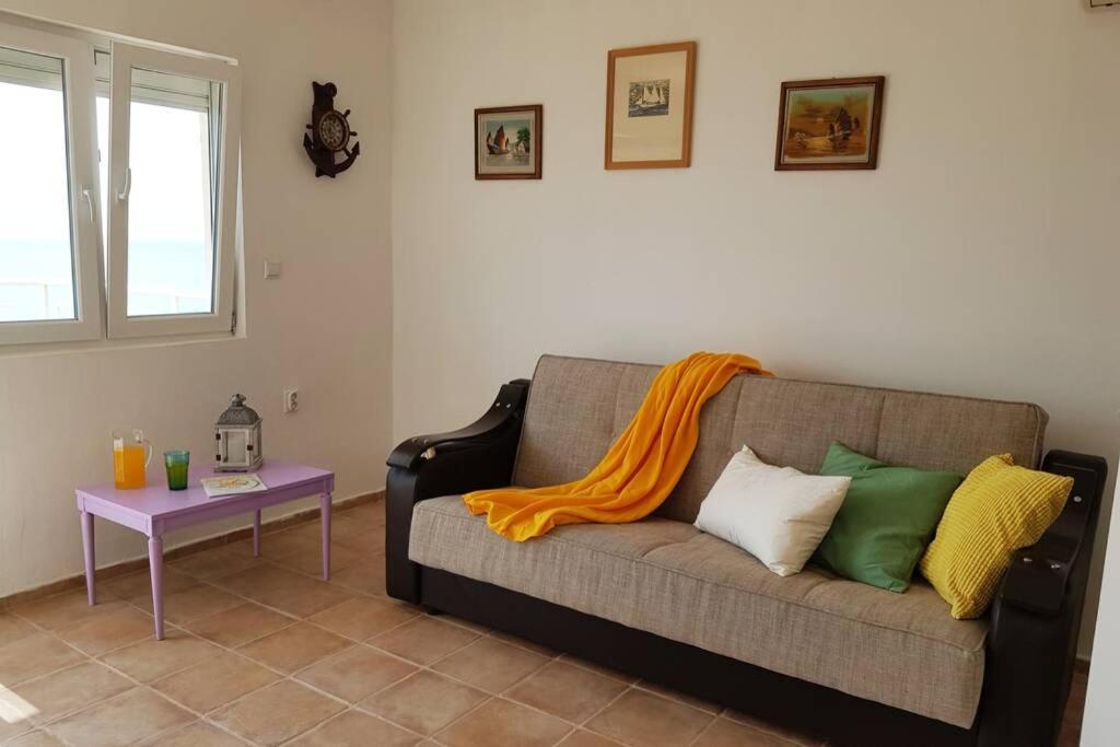 Apartman Aleksandra Ulcinj Extérieur photo